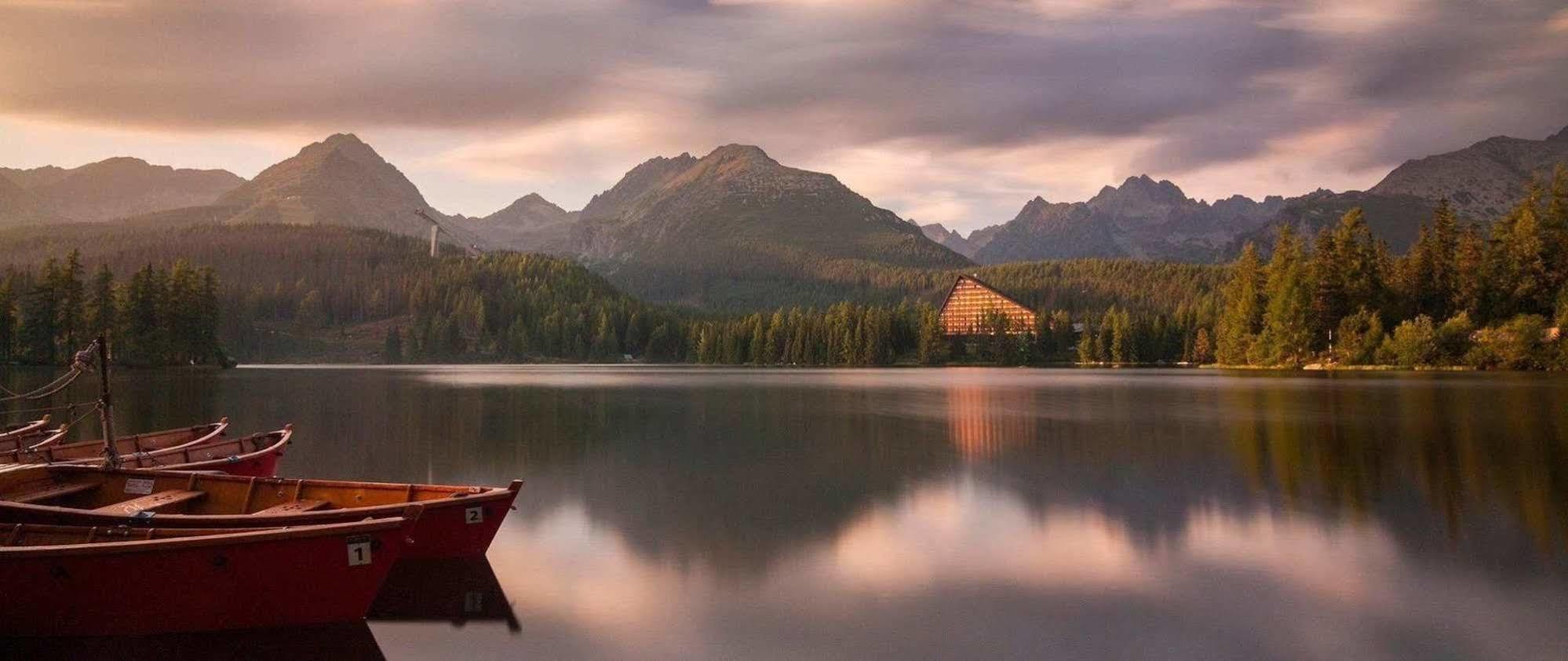 Penzion Ingrid Štrbské Pleso Exteriör bild