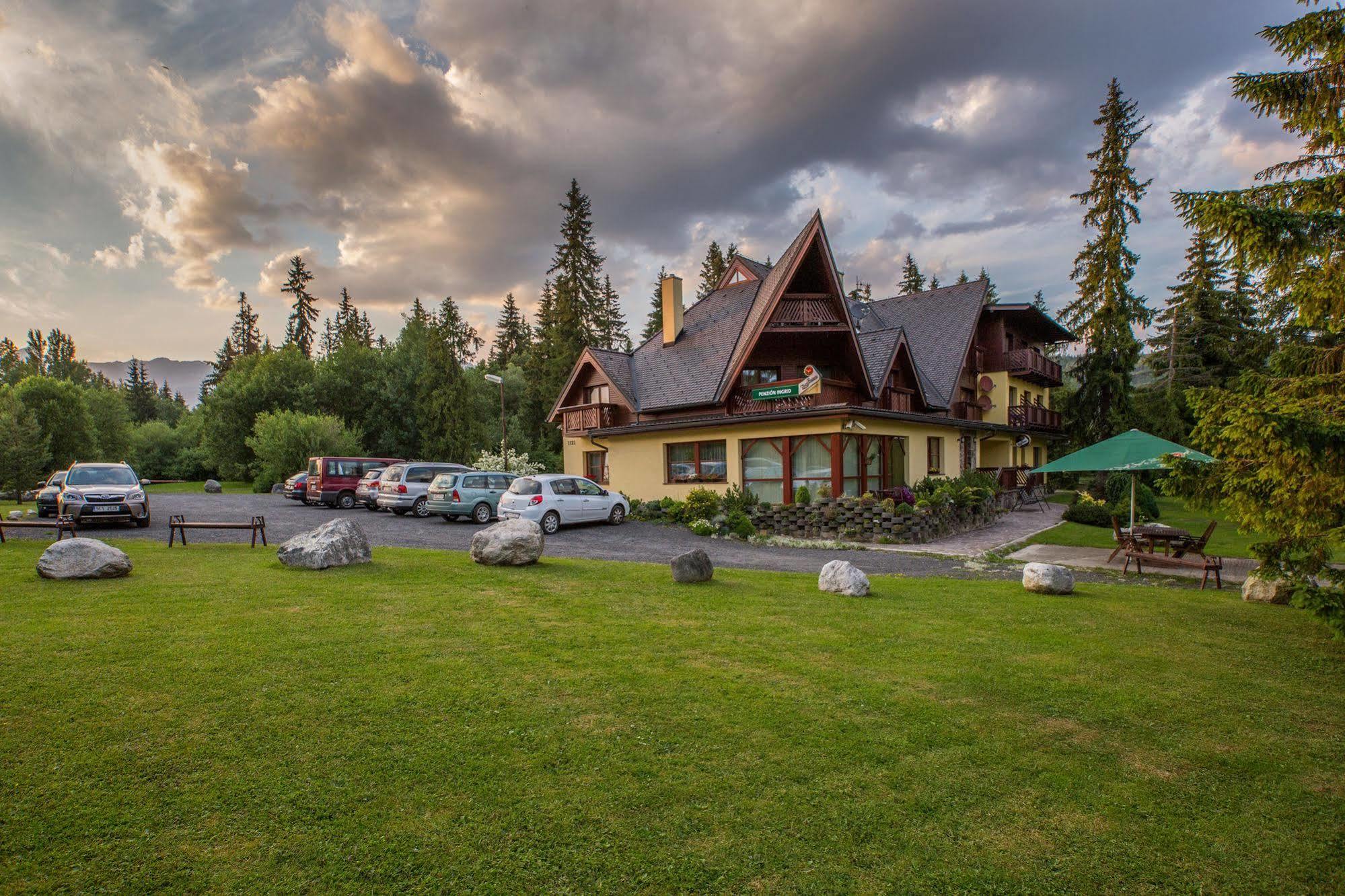 Penzion Ingrid Štrbské Pleso Exteriör bild