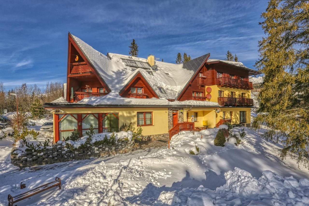 Penzion Ingrid Štrbské Pleso Exteriör bild